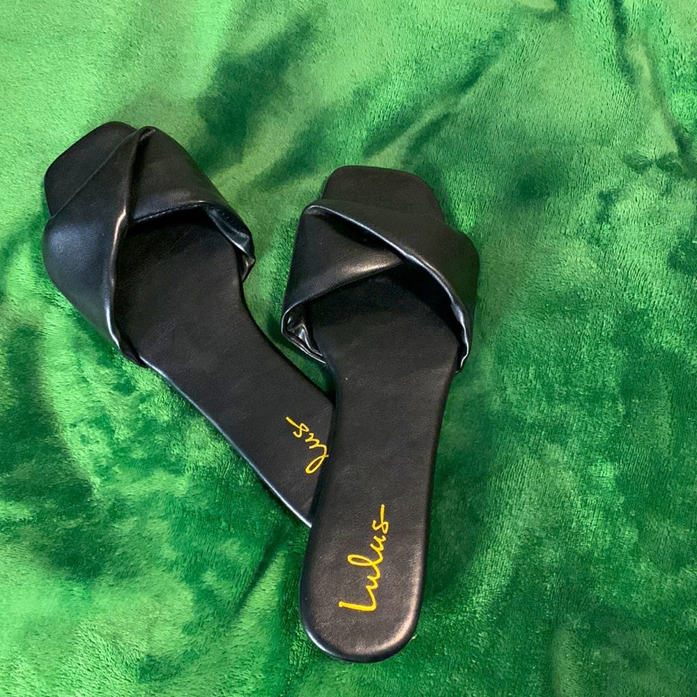 Lulus Sandals
